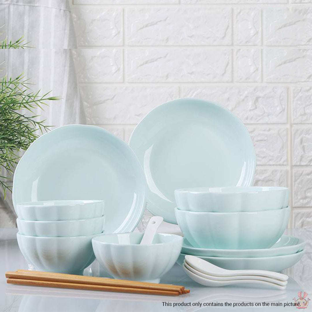 Light Blue Ceramic Dinnerware Set of 8