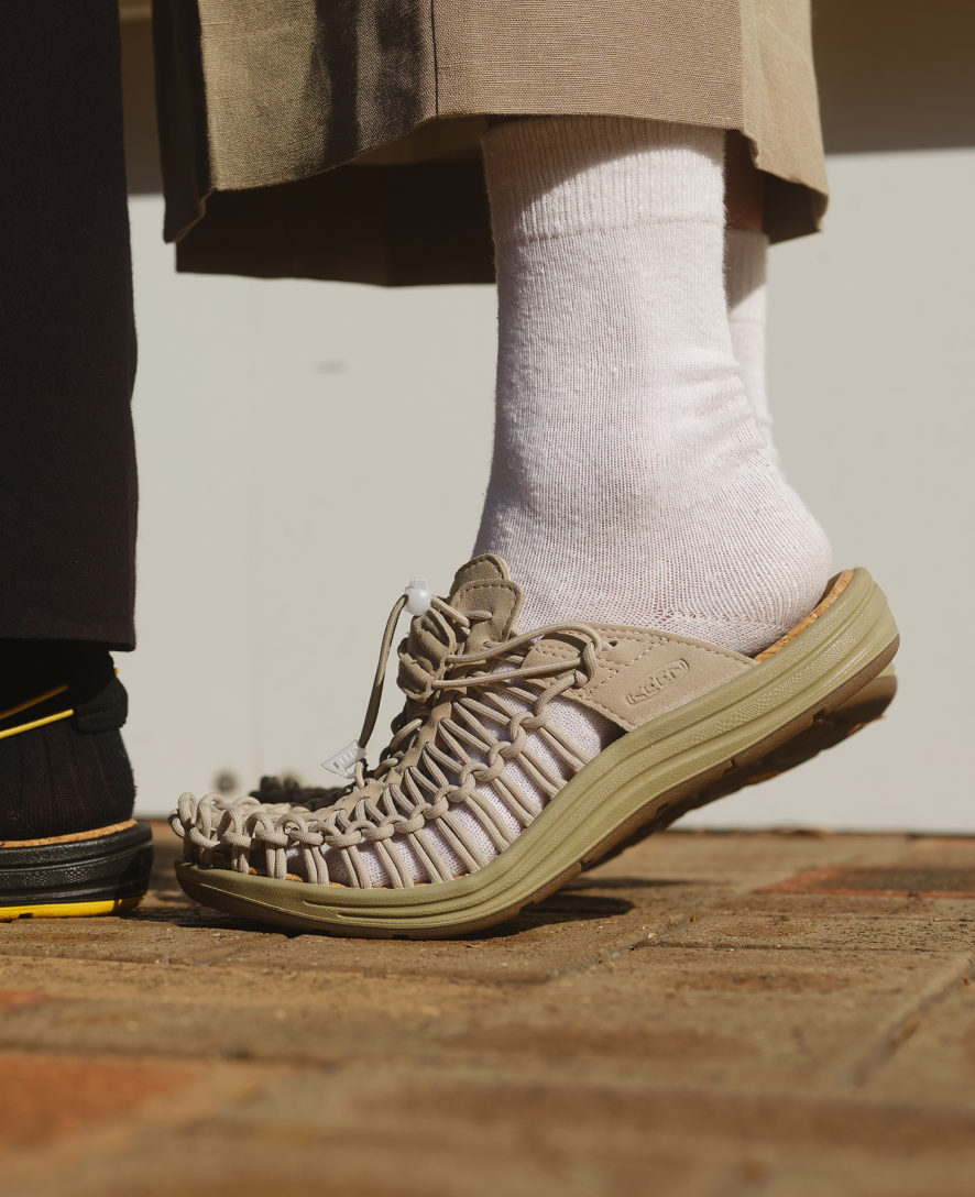 All Gender UNEEK II Convertible|Plaza Taupe/Plaza Taupe